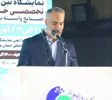 دکتر کوروش دامغانی مدیر عامل طلای ناب کوروش در نمایشگاه خرمای بوشهر